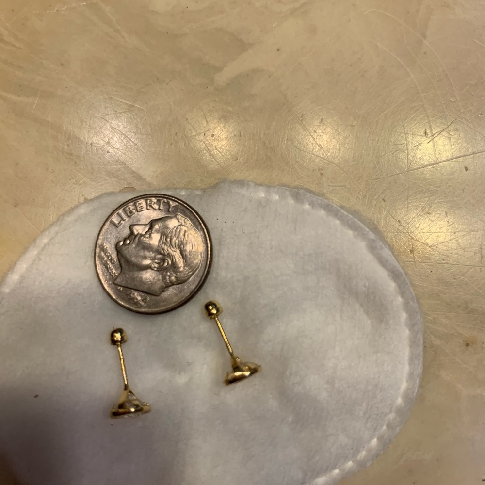 Baby 14K yellow gold earrings